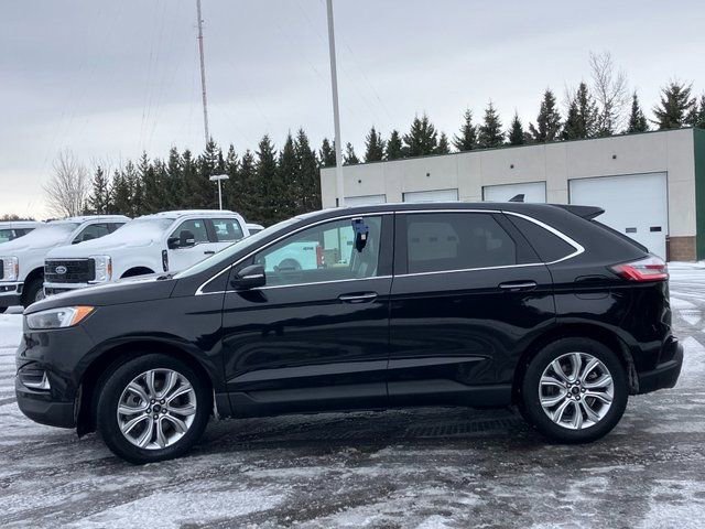 Used 2024 Ford Edge Titanium image 23