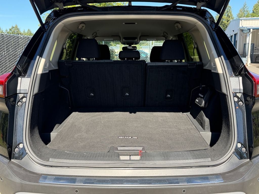 Used 2023 Nissan Rogue SV AWD/4WD image 22
