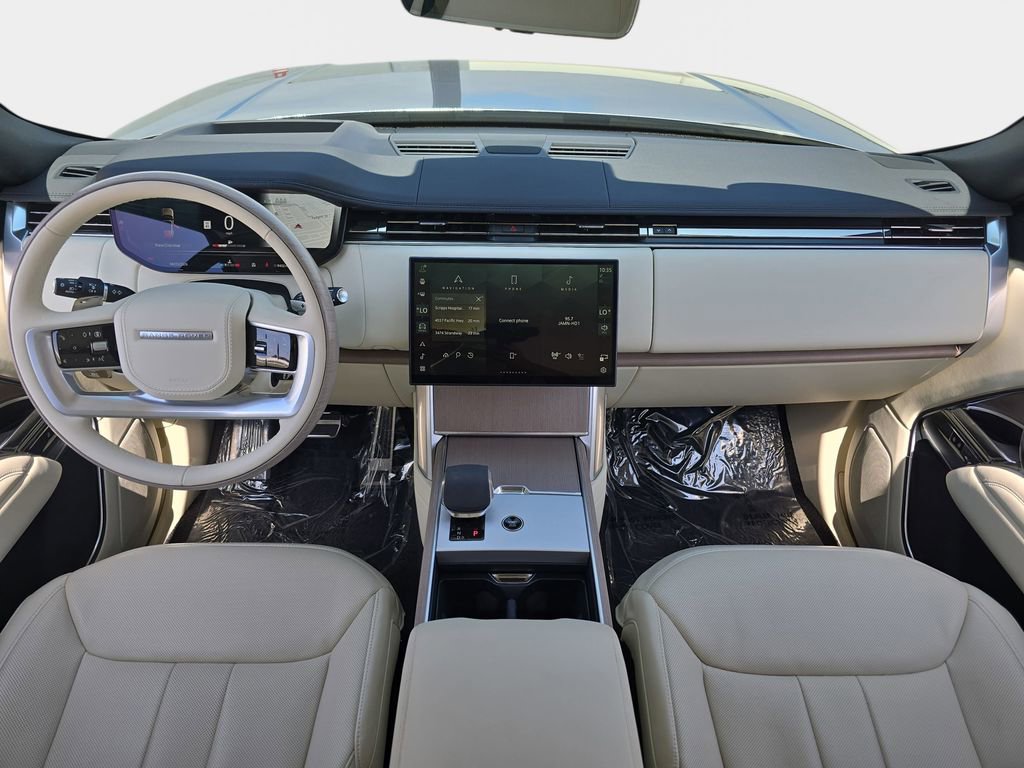 Certified 2024 Land Rover Range Rover SE AWD/4WD image 9