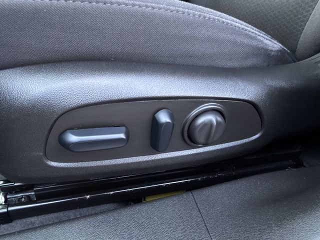 Used 2023 Chevrolet Malibu LT FWD image 26