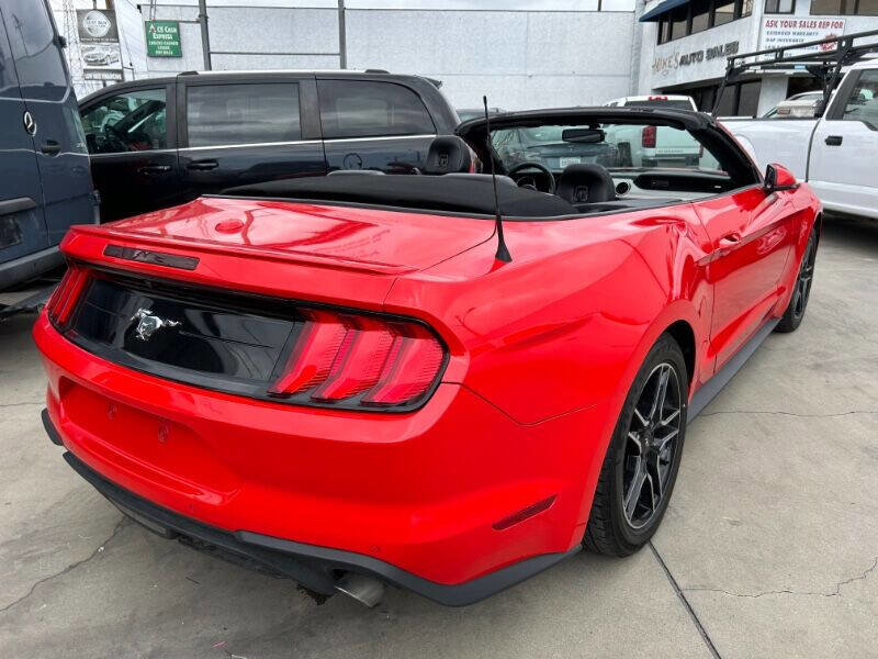 Used 2020 Ford Mustang Premium RWD image 6