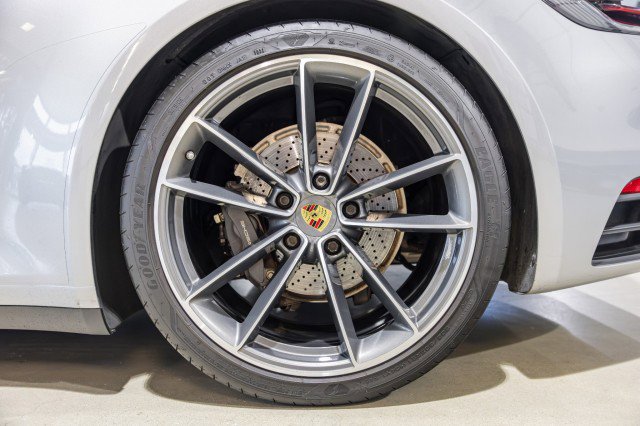 Used 2021 Porsche 911 Carrera image 19