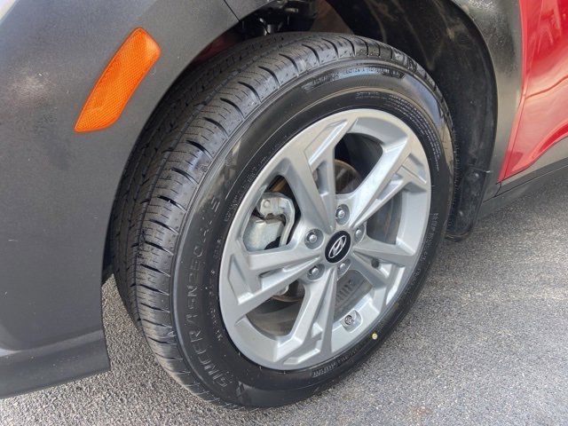 Used 2023 Hyundai Kona SEL image 6