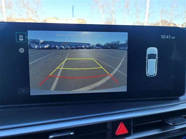 Used 2024 Kia Sorento S image 12