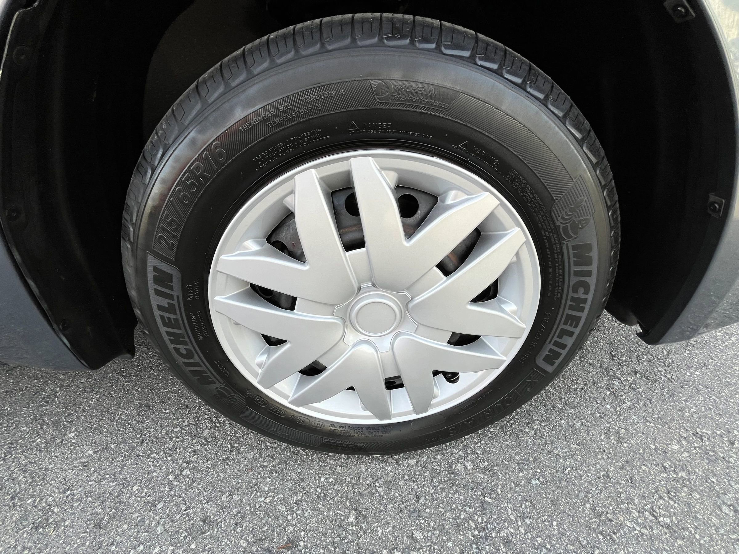 Used 2007 Toyota Sienna LE FWD image 22