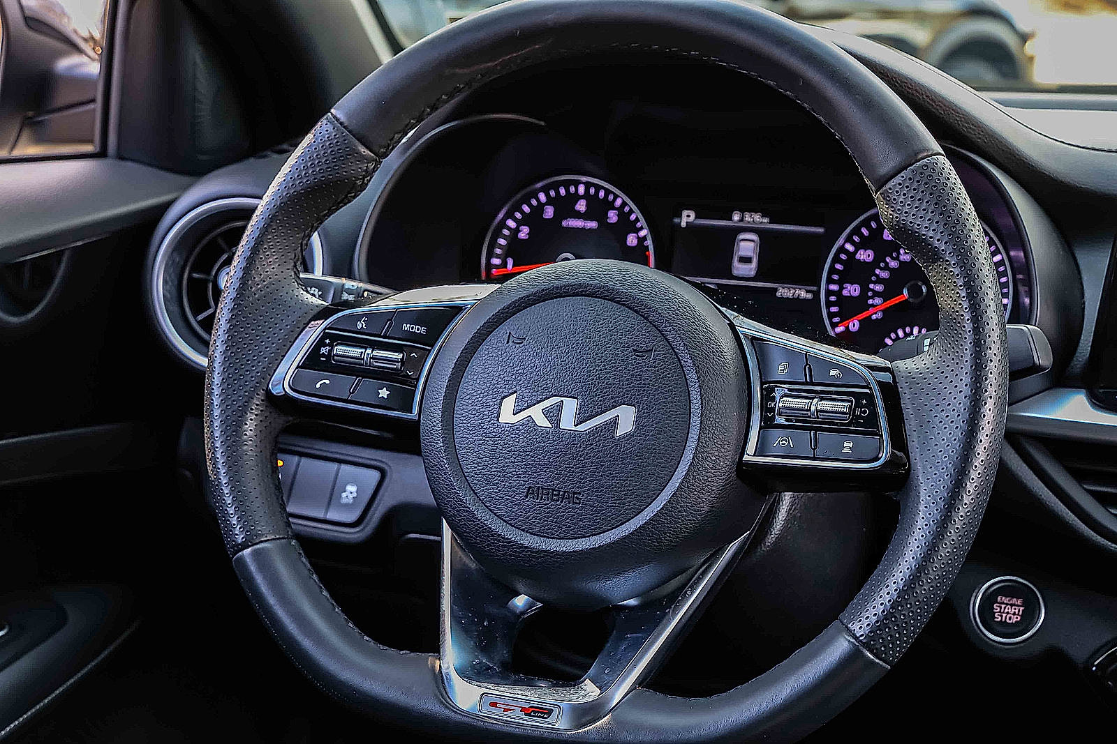 Certified 2023 Kia Forte GT-Line w/ GT-Line Premium Package image 9