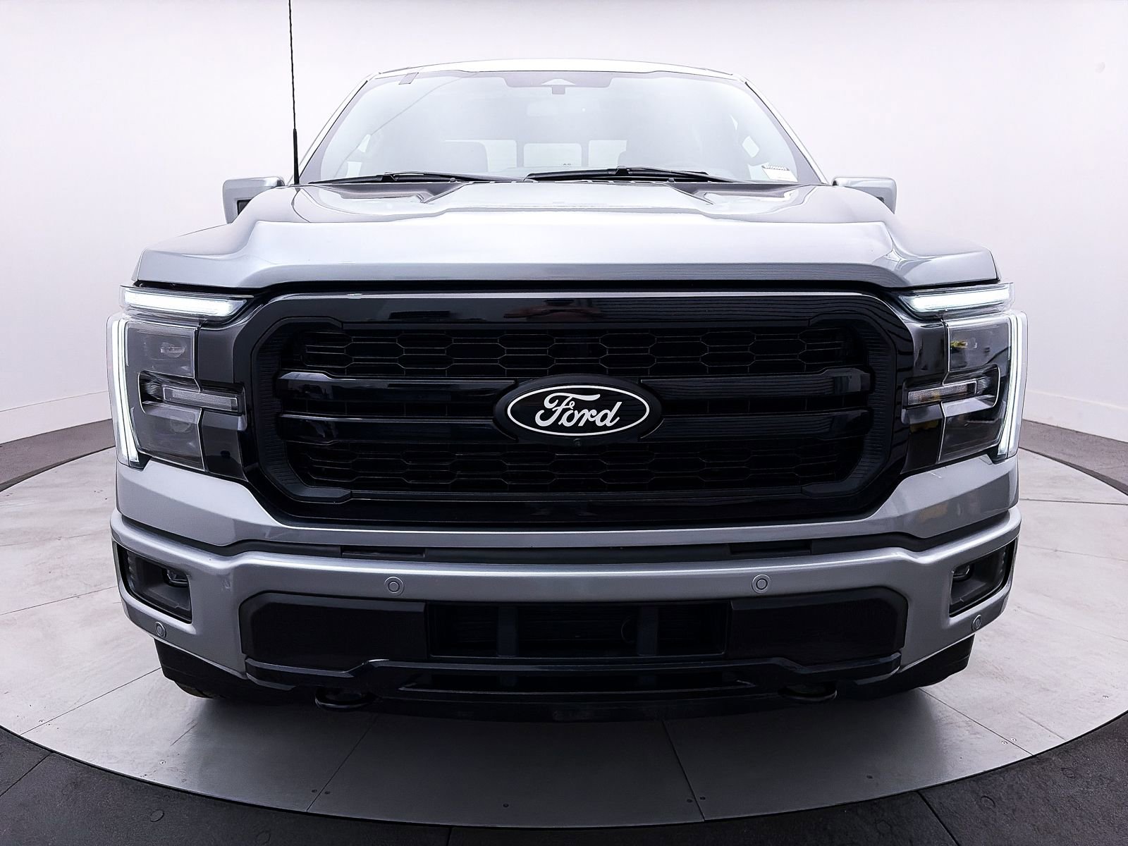 Used 2025 Ford F150 Lariat image 12