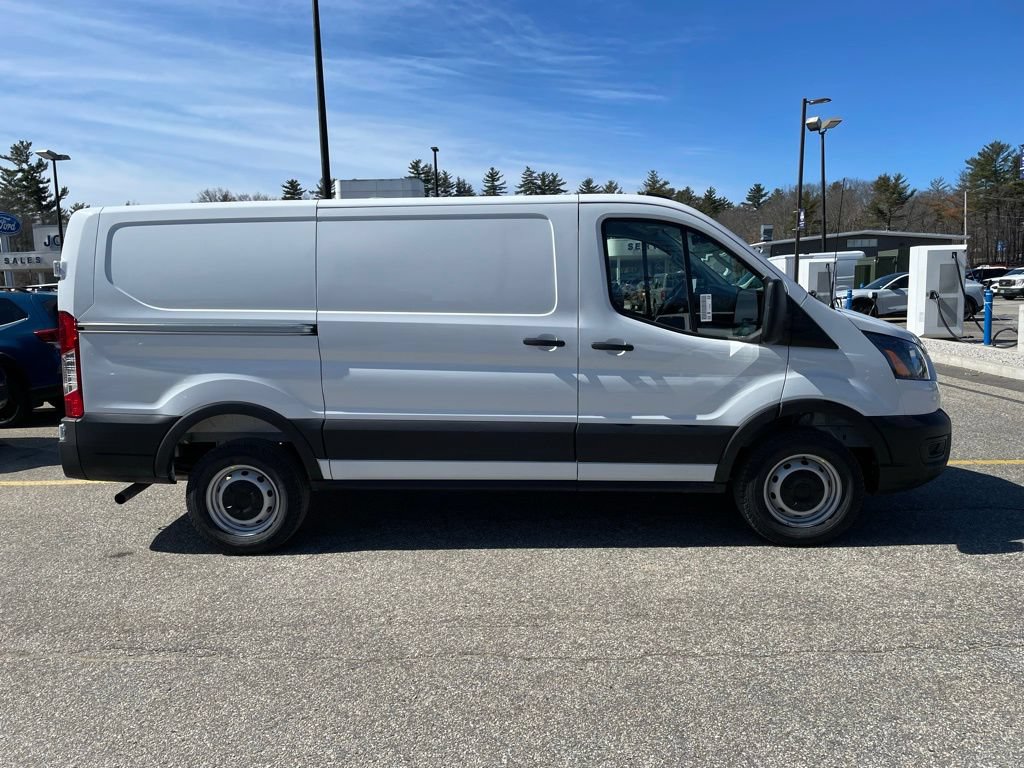 New 2026 Ford Transit 250 Low Roof RWD image 3