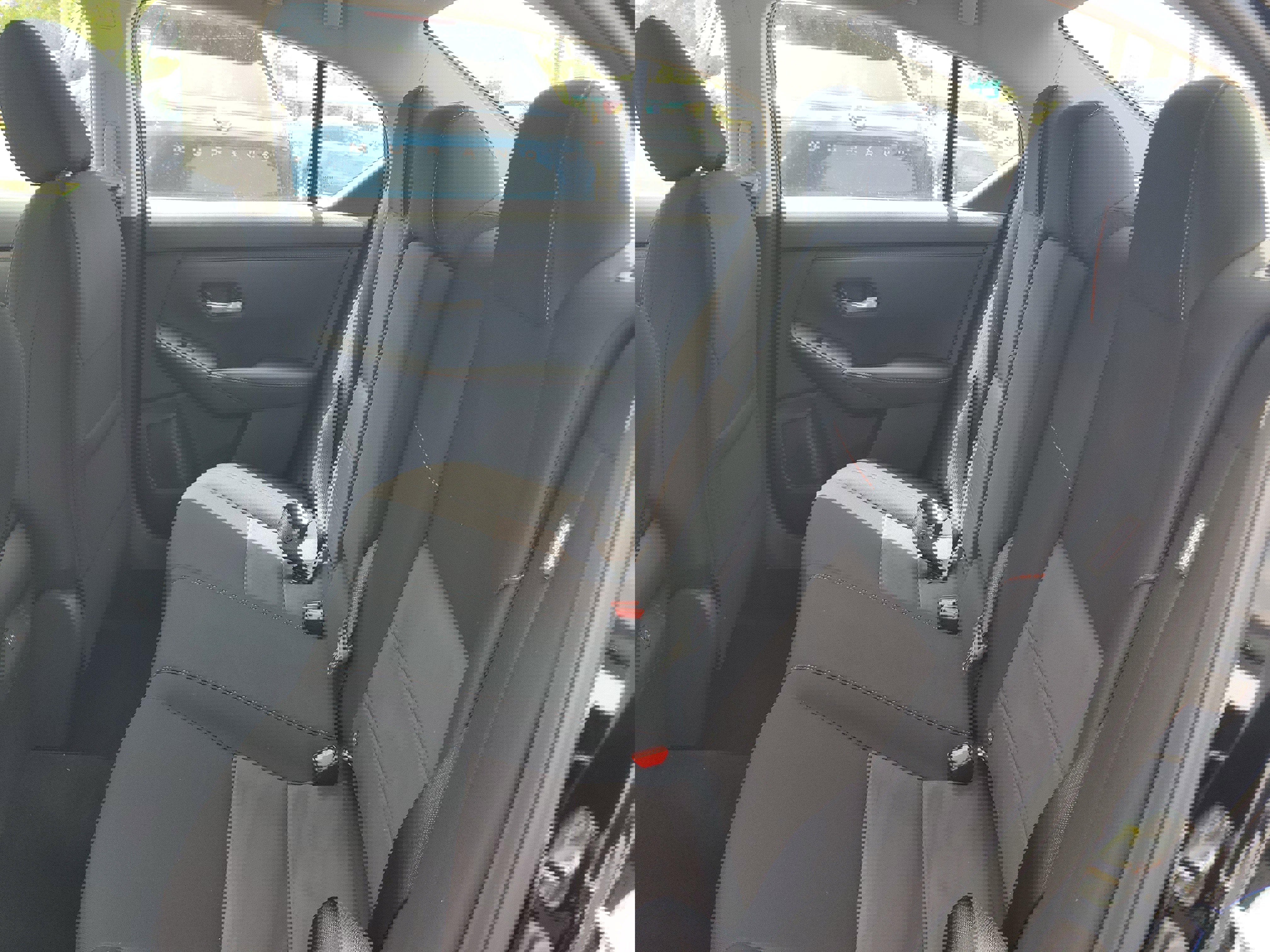 New 2025 Nissan Sentra SR w/ Midnight Edition image 18