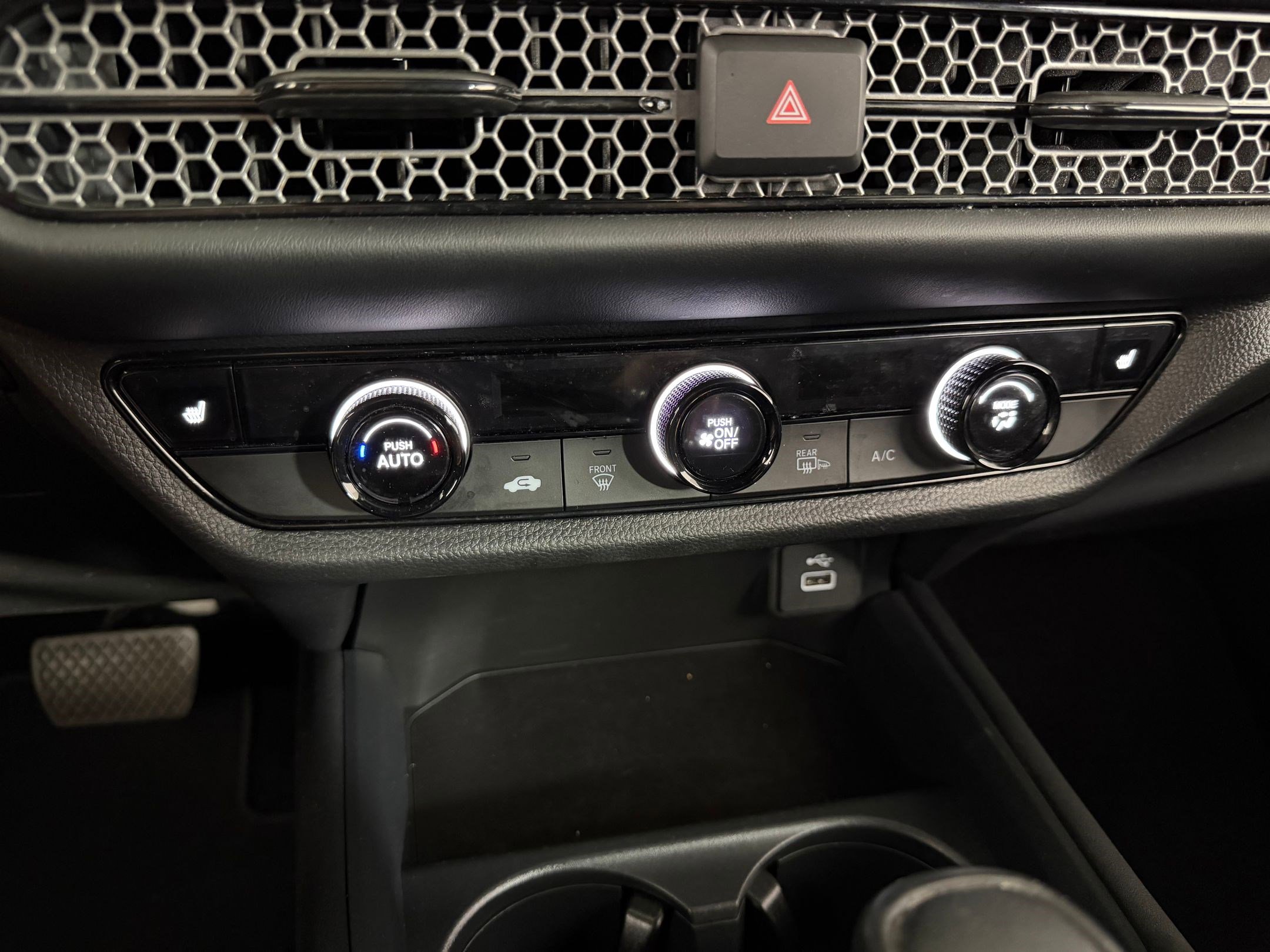 Certified 2025 Honda HR-V Sport image 23