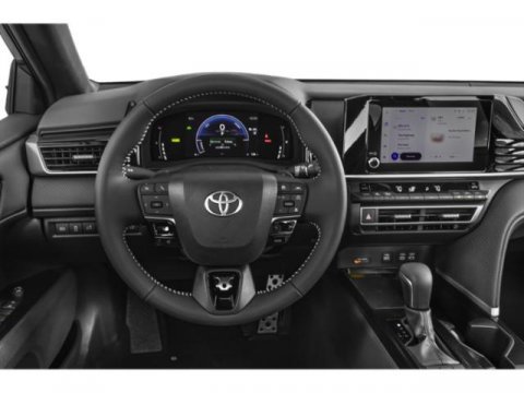 Used 2025 Toyota Camry SE FWD image 9