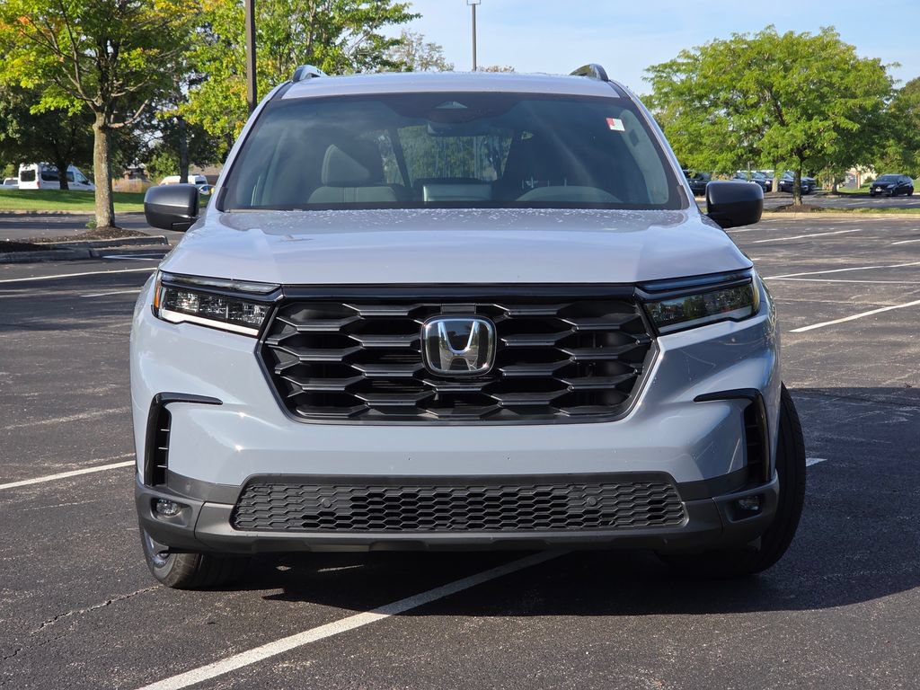 Used 2023 Honda Pilot Sport image 20
