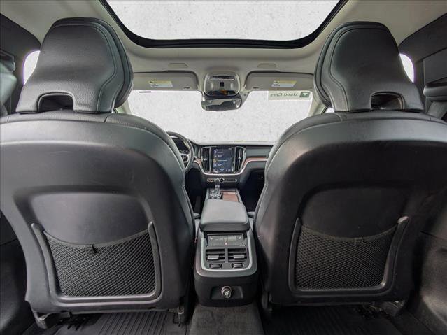 Used 2020 Volvo V60 T5 Cross Country w/ Protection Package Premier image 19
