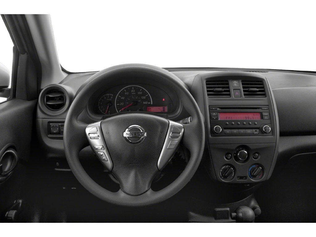 Used 2019 Nissan Versa SV FWD image 4