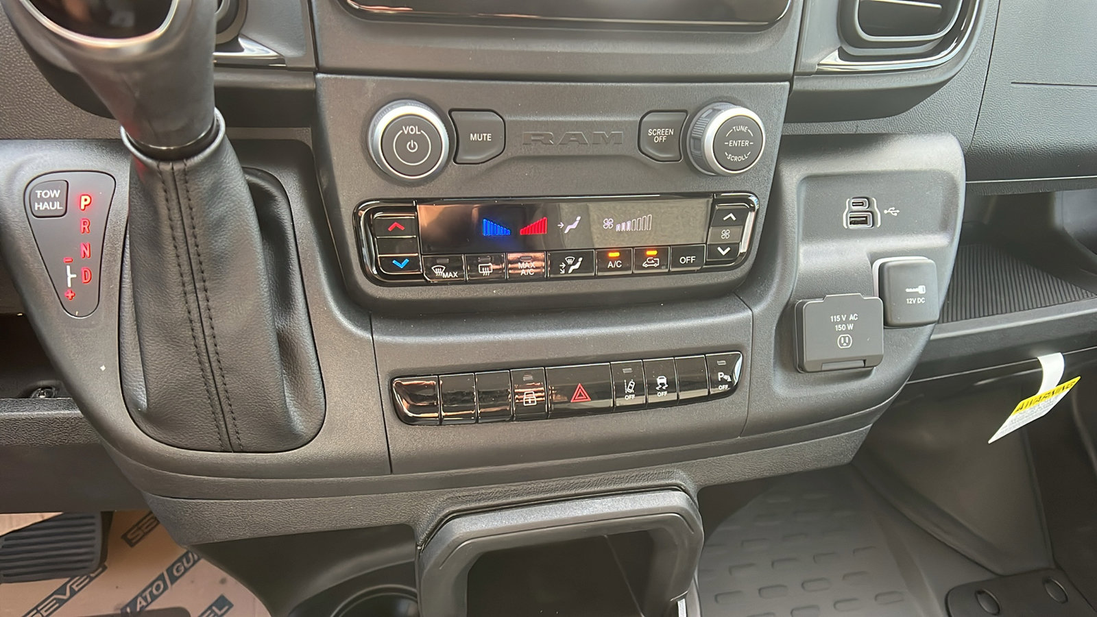 New 2025 RAM ProMaster 1500 w/ Safety Group FWD image 26