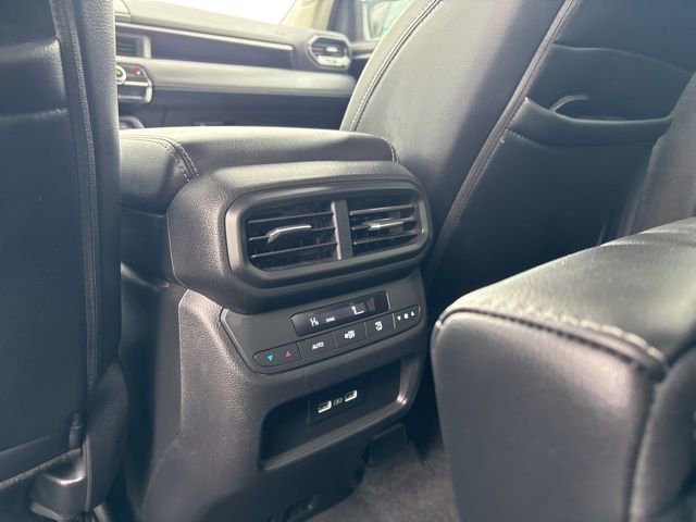 Used 2023 Honda Pilot Touring image 23