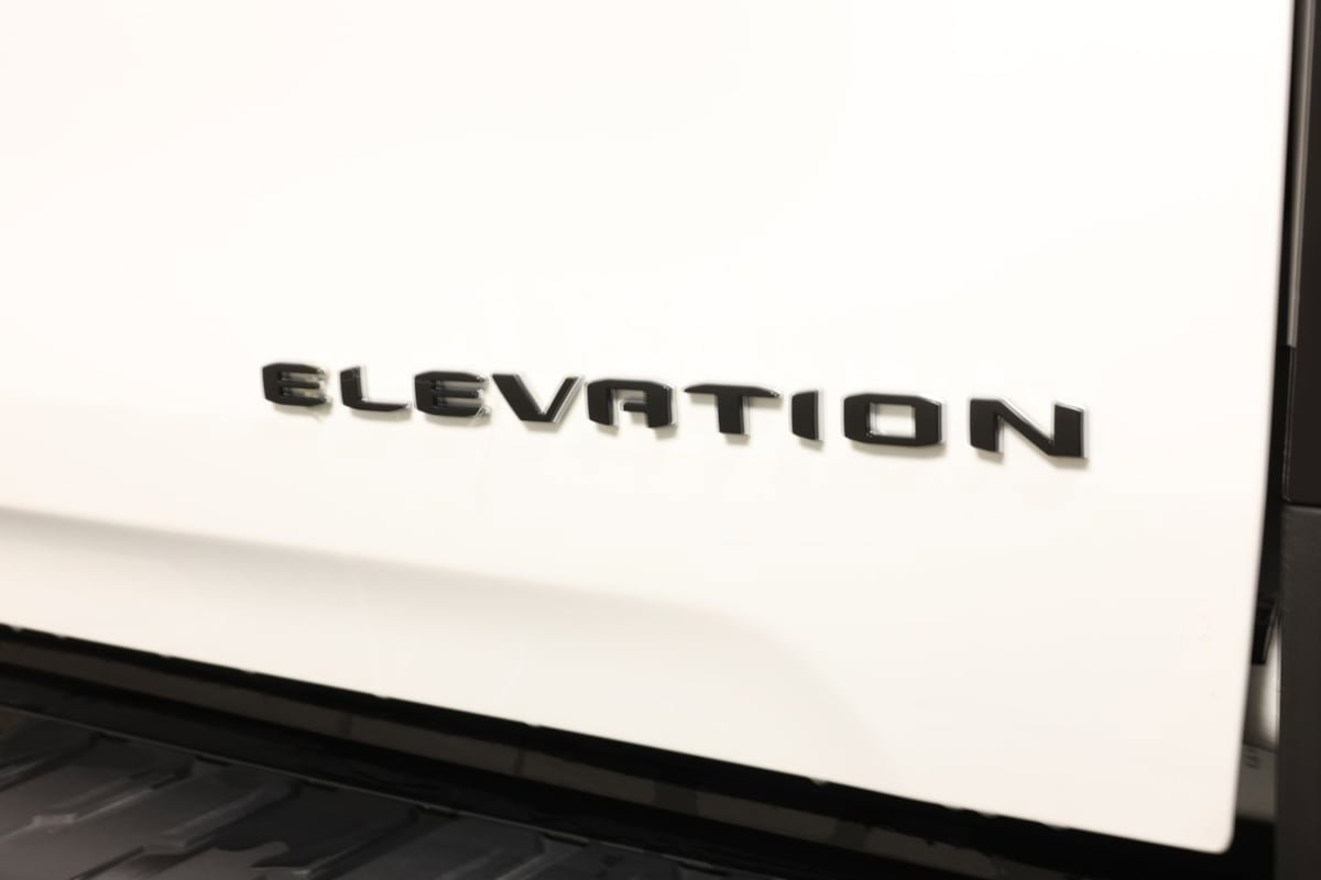 Used 2026 GMC Sierra EV Elevation w/ LPO, Elevation Dark Package AWD/4WD image 15