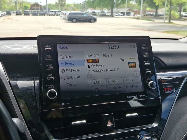 Used 2023 Toyota Camry XLE w/ Cold Weather Package FWD image 18
