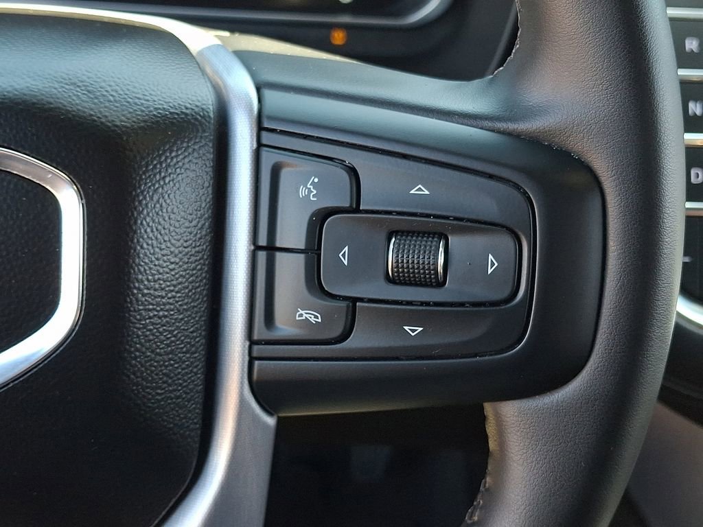 Used 2023 GMC Yukon SLE w/ Gmc Pro Safety Plus Package AWD/4WD image 25