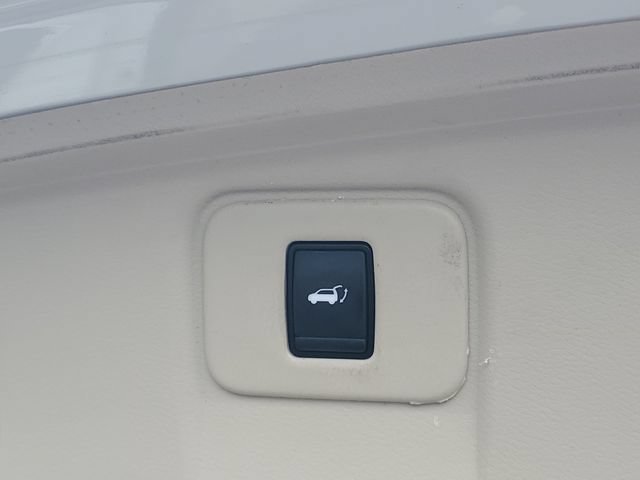 Used 2017 Nissan Murano AWD image 9