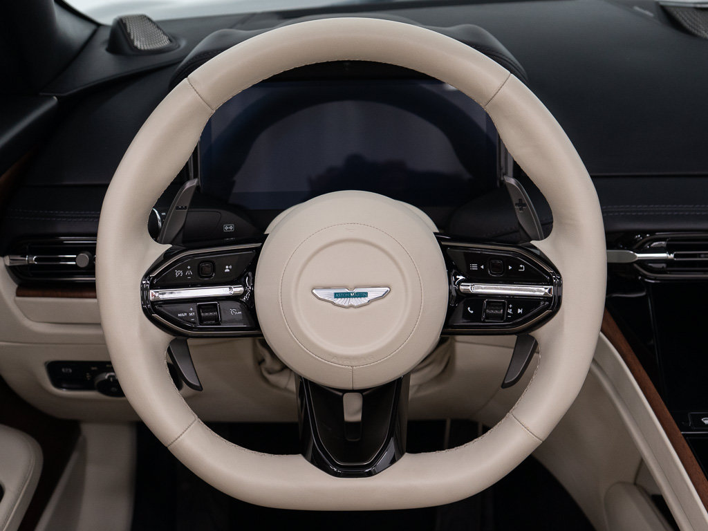 Used 2024 Aston Martin DB12 Convertible RWD image 30