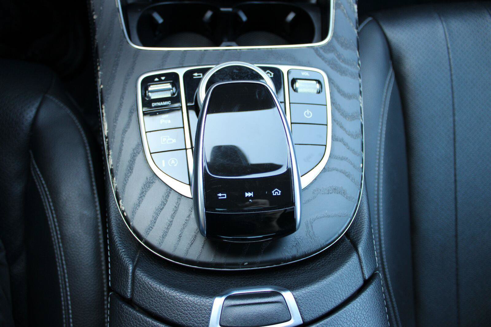 Used 2018 Mercedes-Benz E 300 image 25