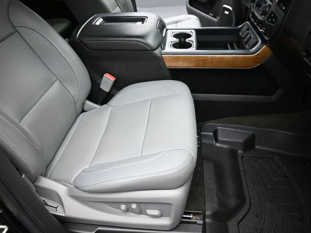 Used 2018 Chevrolet Silverado 1500 LTZ w/ Sport Package image 26
