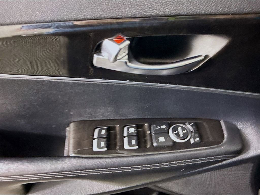 Used 2016 Kia Sorento L image 20