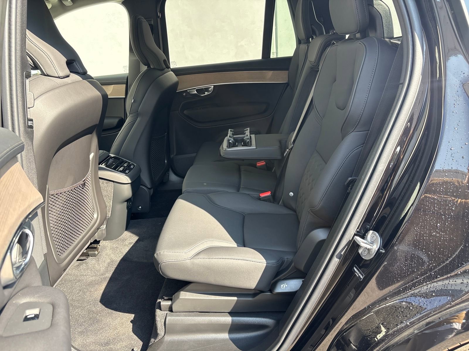 New 2026 Volvo XC90 B6 Plus w/ Protection Package Premier image 30