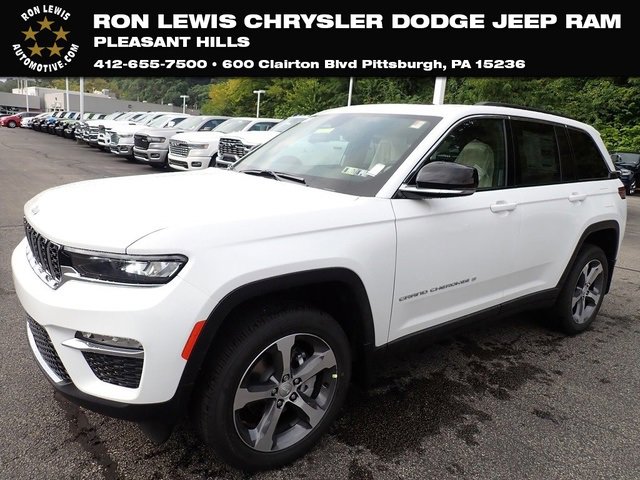 New 2025 Jeep Grand Cherokee Limited w/ MOPAR Finishing Package image 1