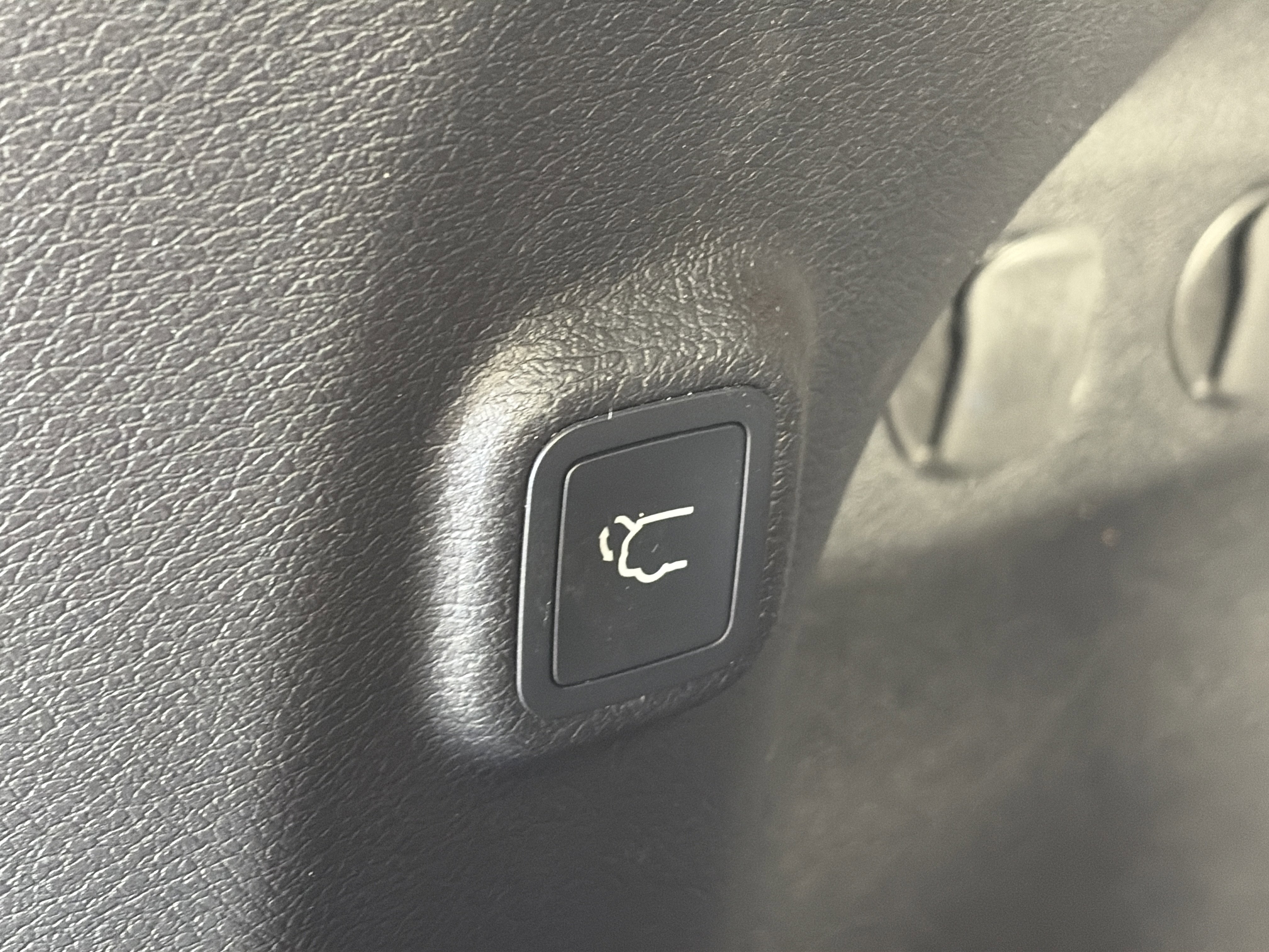 Used 2022 Jeep Cherokee Latitude Lux AWD/4WD image 15