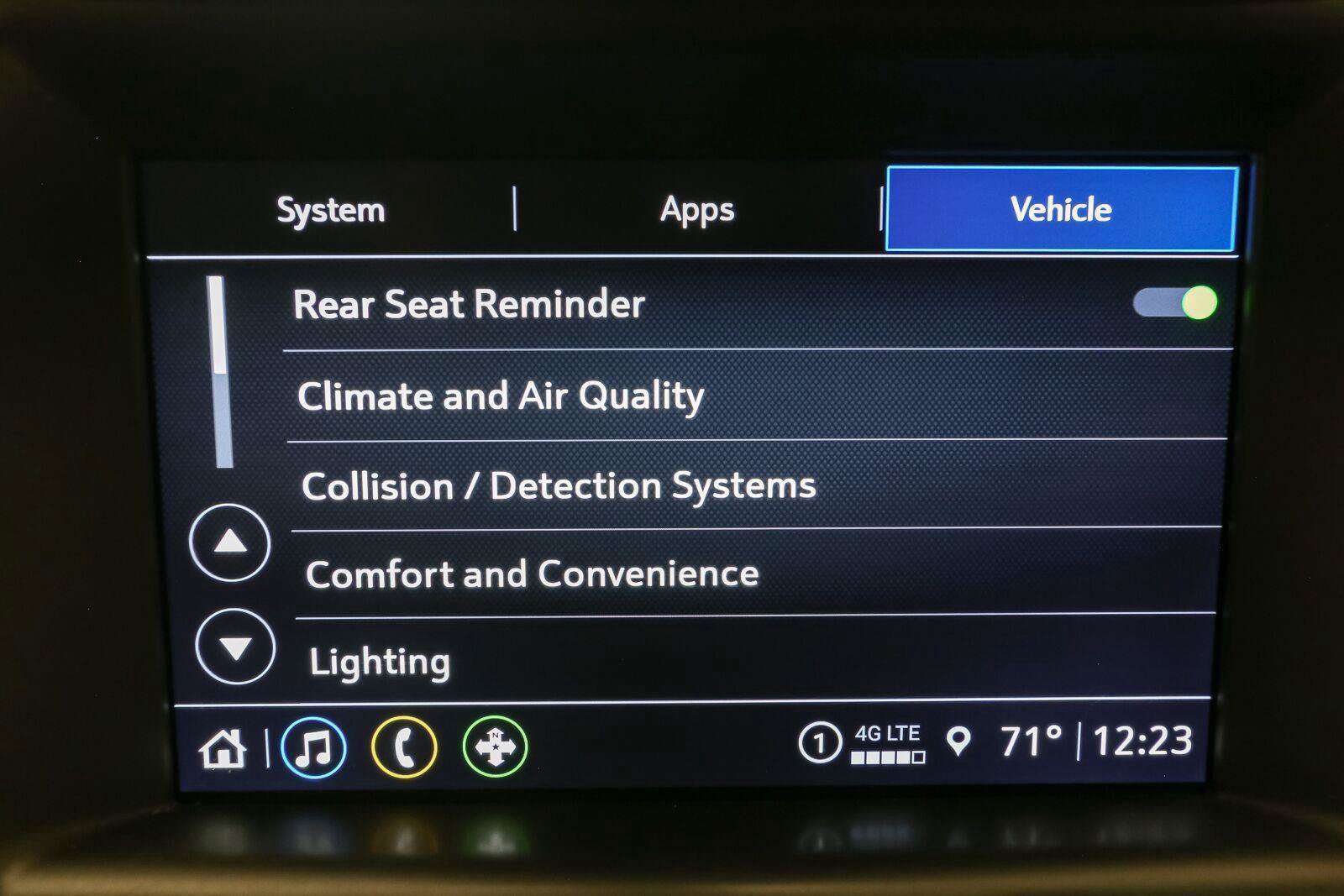 Used 2023 GMC Terrain AT4 AWD/4WD image 34