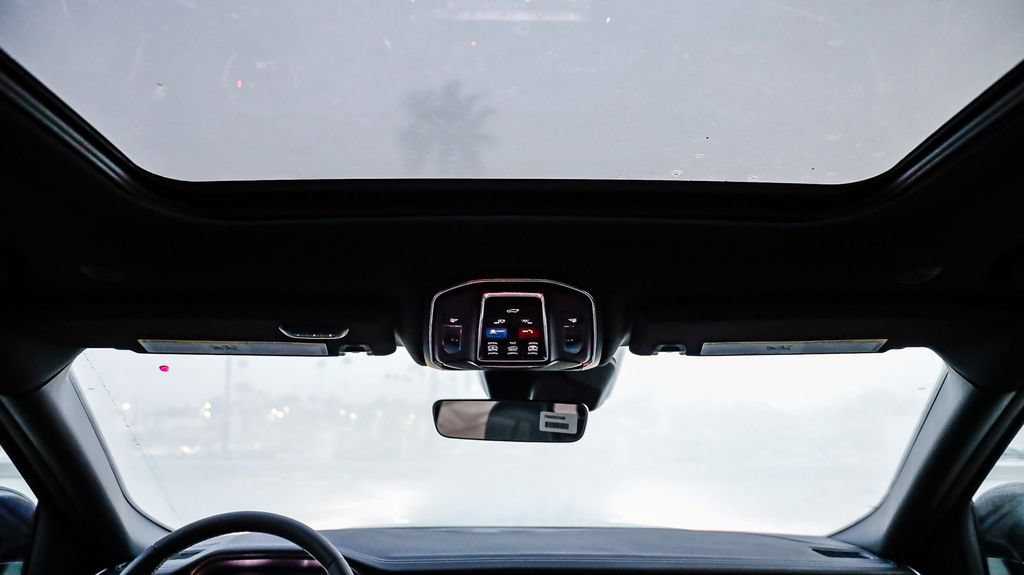 New 2026 Jeep Grand Cherokee Limited w/ Limited Altitude Package AWD/4WD image 19