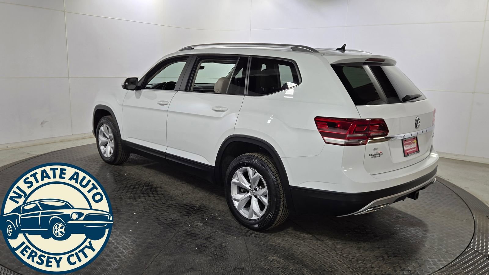 Used 2019 Volkswagen Atlas SE w/ Towing Package AWD/4WD image 5