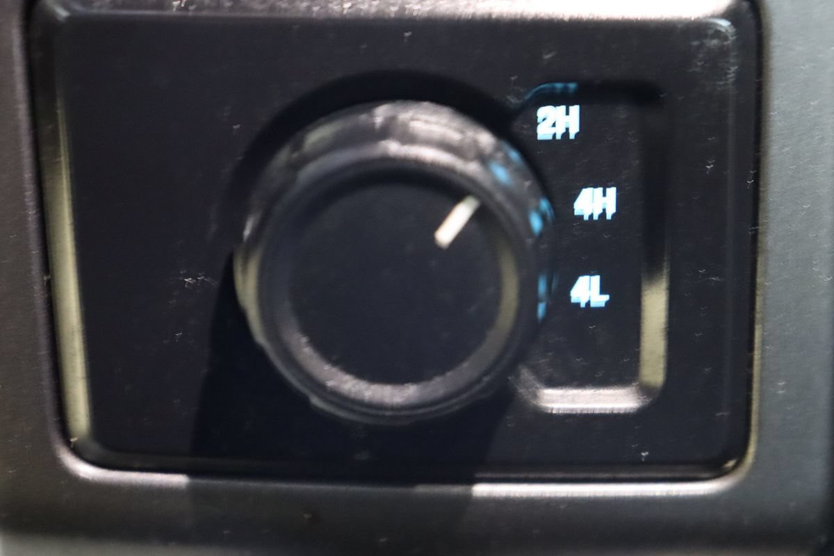 Used 2019 Ford F150 XLT w/ Equipment Group 302A Luxury AWD/4WD image 50