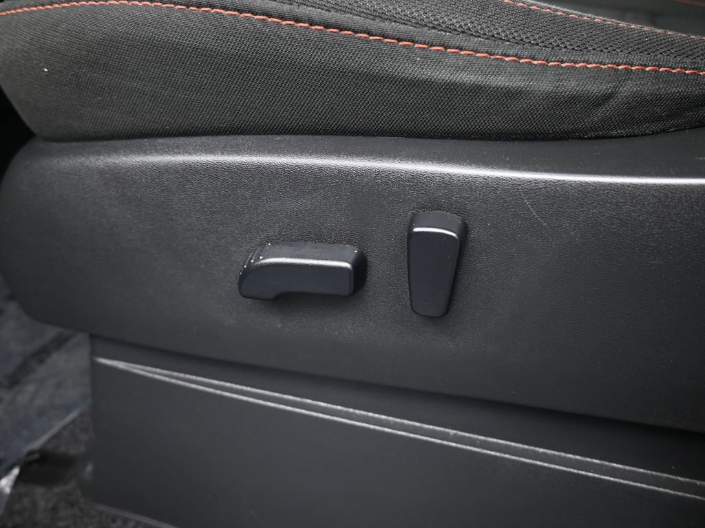 Used 2022 Nissan Frontier Pro-X image 13