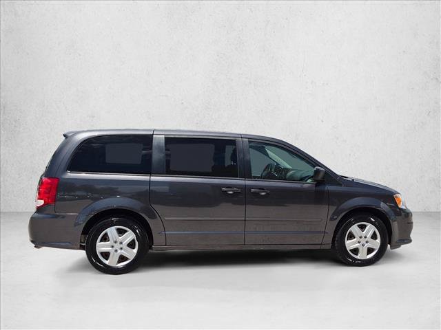 Used 2017 Dodge Grand Caravan SE w/ Power Window Group FWD image 4