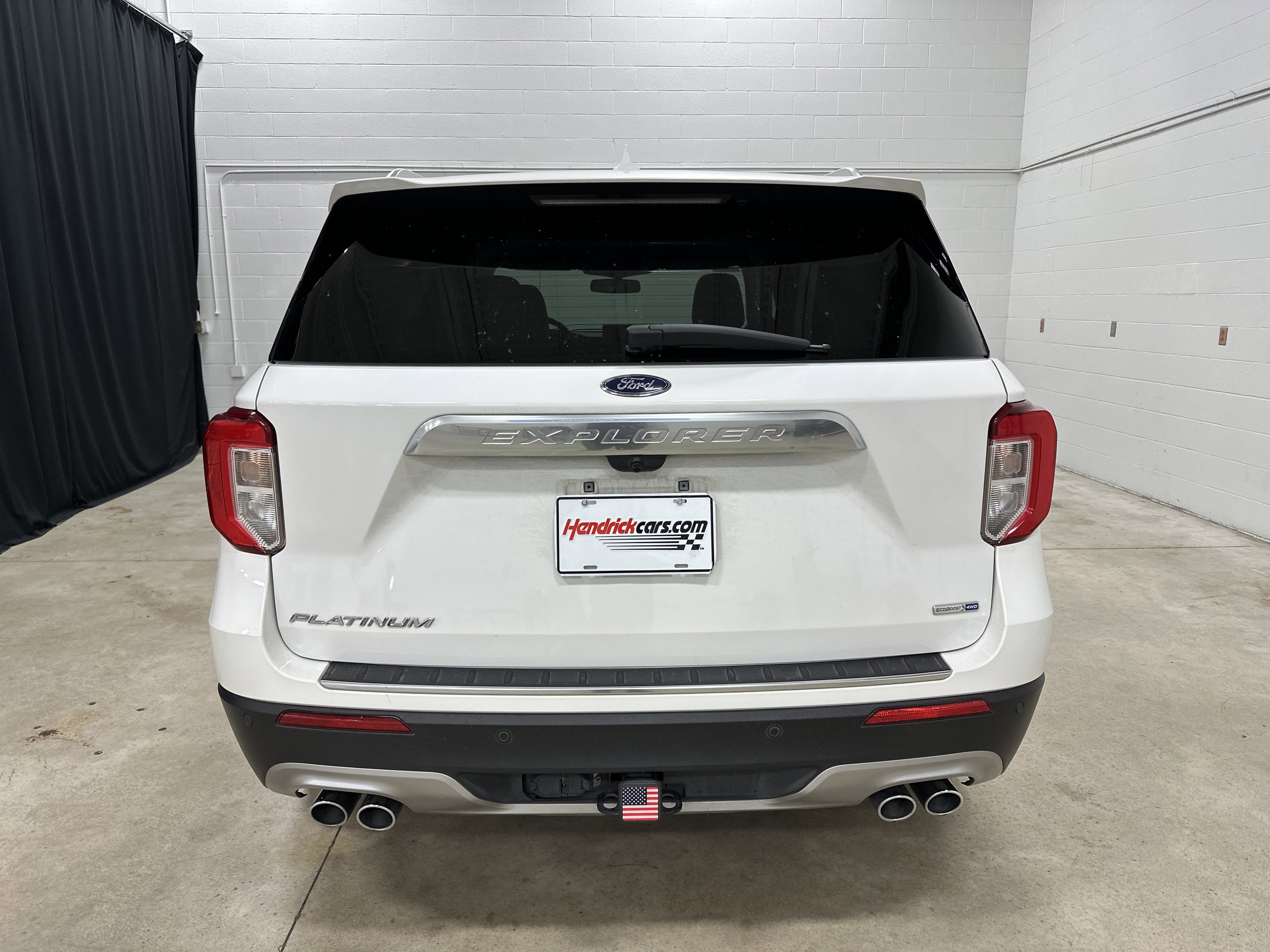 Used 2020 Ford Explorer Platinum w/ Premium Technology Package image 9