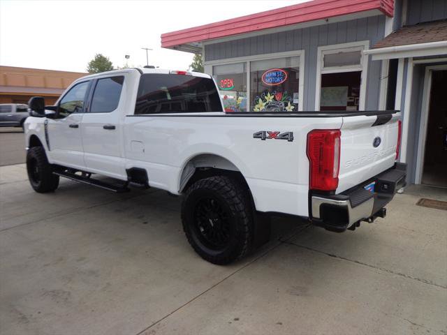 Used 2023 Ford F350 XLT image 2