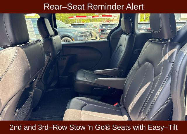 Used 2025 Chrysler Pacifica Select FWD image 20