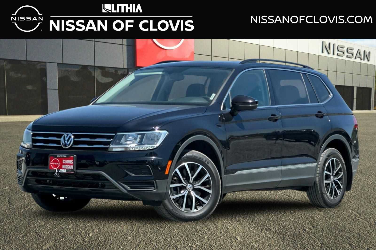 Used 2021 Volkswagen Tiguan SE w/ Panoramic Sunroof Package AWD/4WD image 1