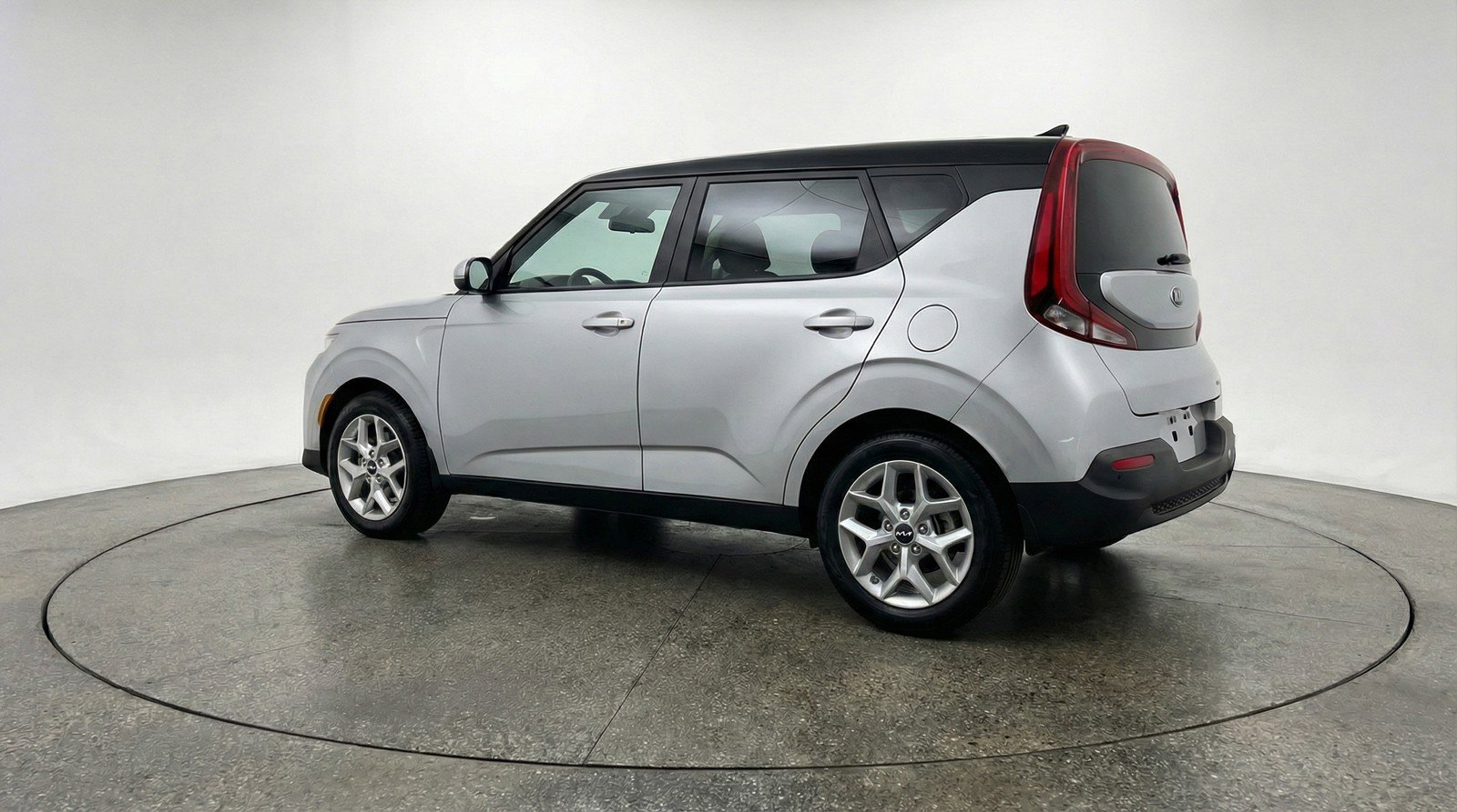 Used 2025 Kia Soul LX w/ LX Technology Package image 6