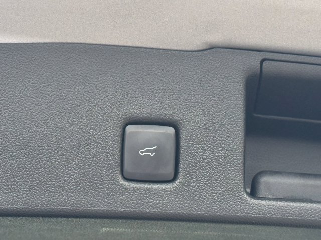 Certified 2024 Ford Escape Active AWD/4WD image 27