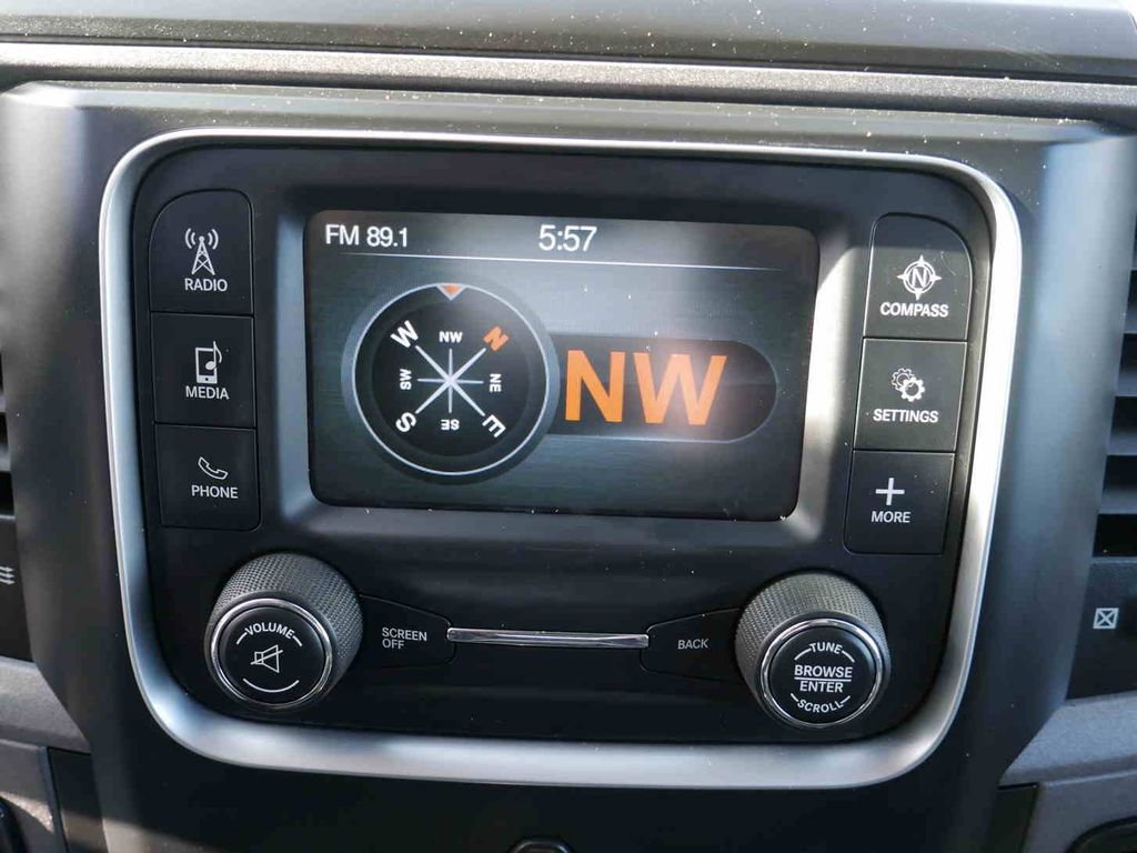 Used 2018 RAM 3500 Tradesman w/ Chrome Appearance Group image 32