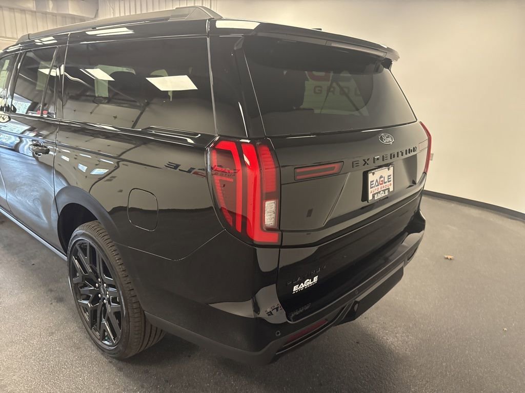New 2026 Ford Expedition Max Platinum w/ Stealth Performance Package AWD/4WD image 9