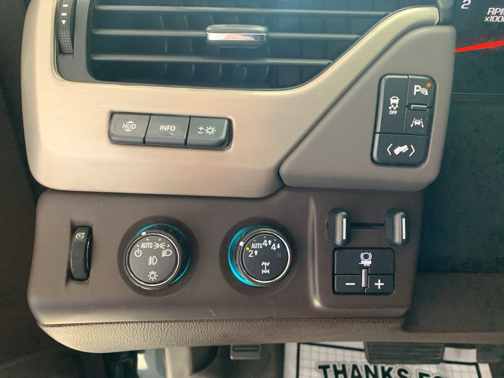 Used 2020 GMC Yukon Denali w/ Open Road Package AWD/4WD image 34