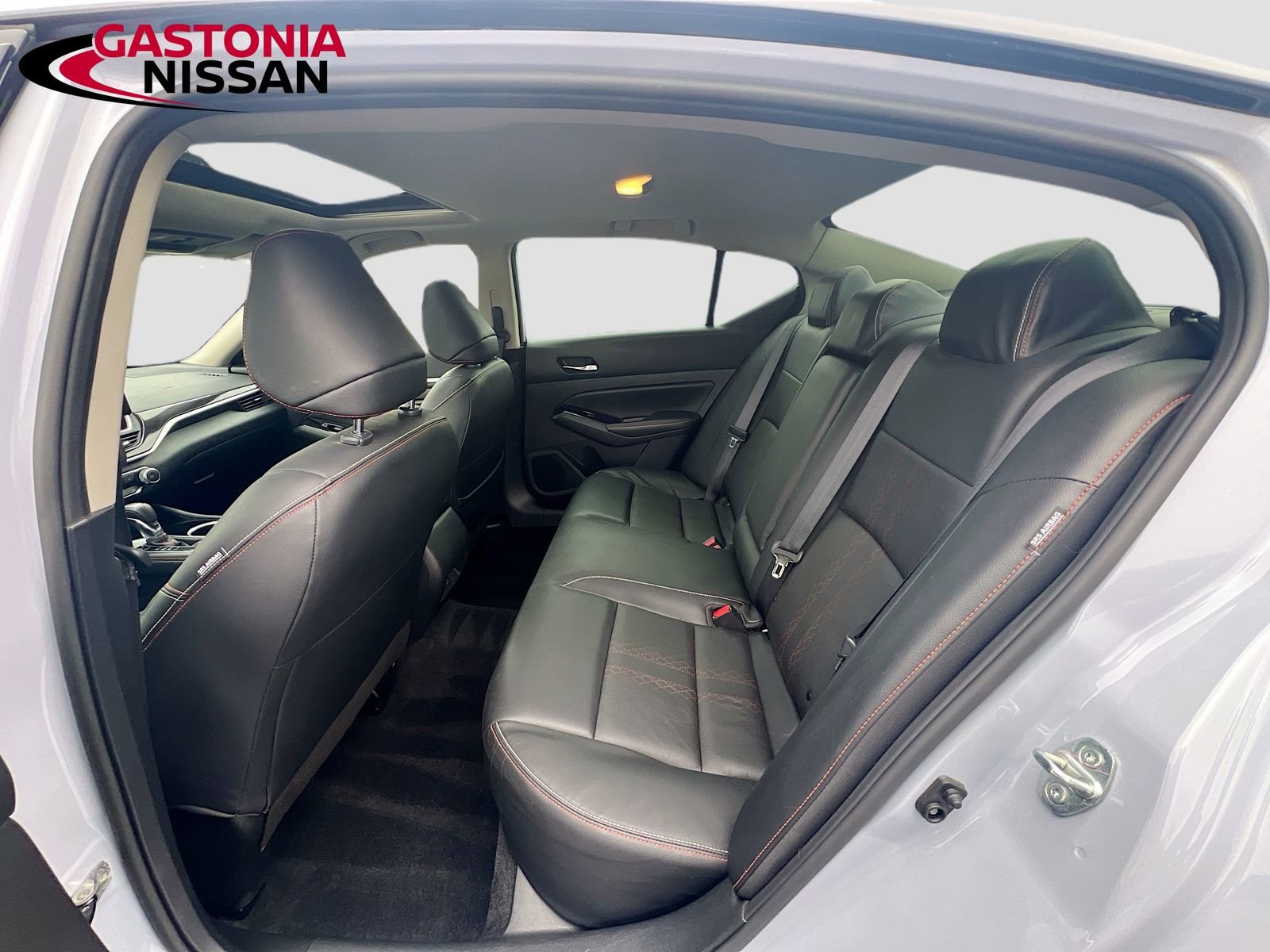 Used 2024 Nissan Altima 2.5 SR w/ SR Premium Package image 33