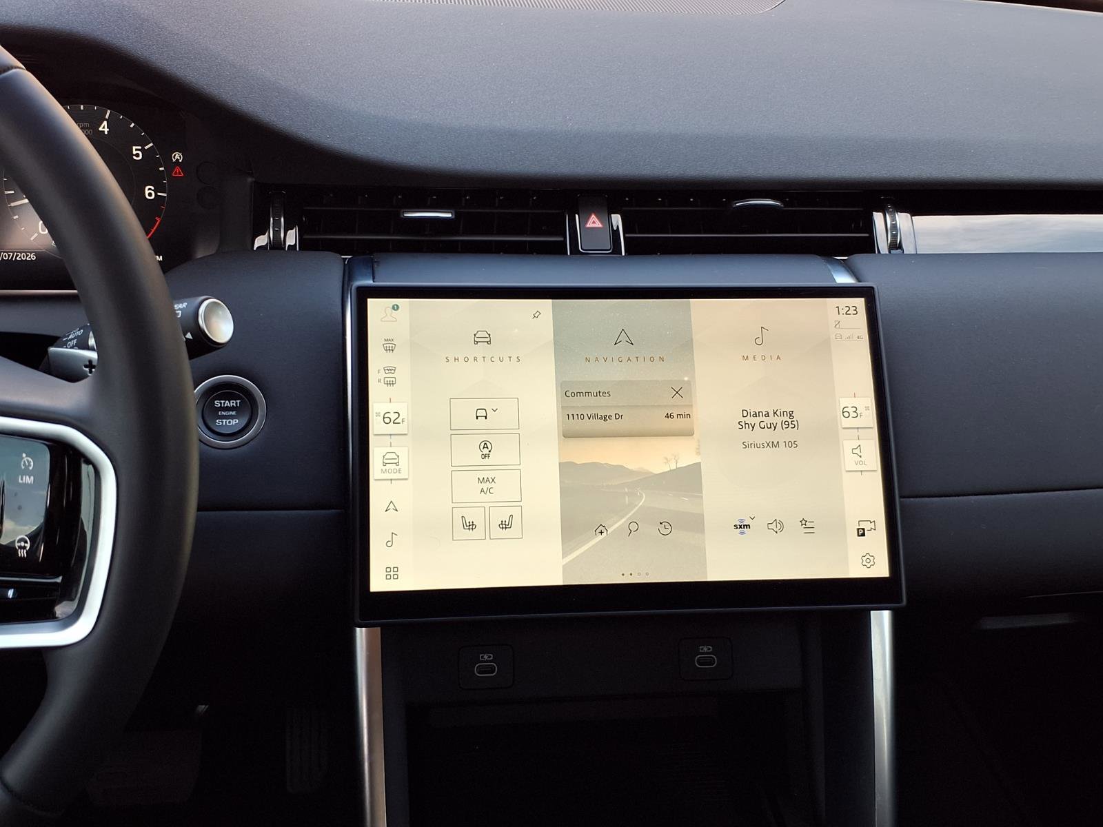 Used 2024 Land Rover Discovery Sport S image 15