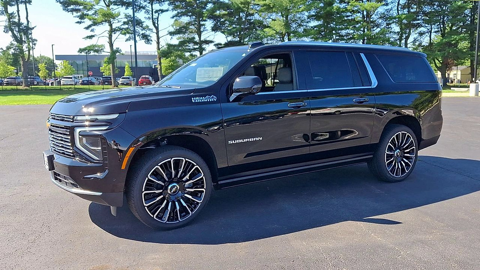 New 2026 Chevrolet Suburban High Country AWD/4WD image 7