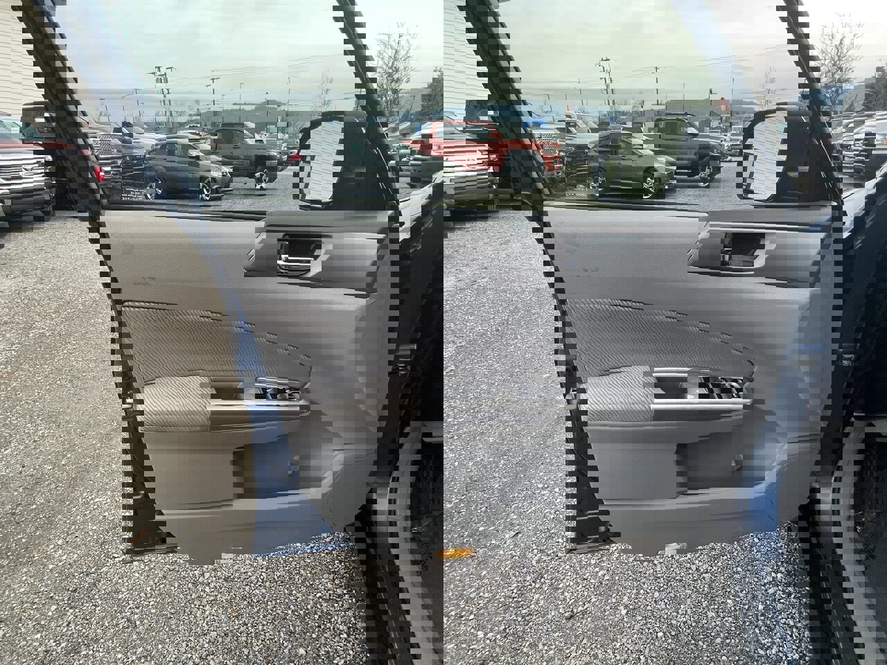 Used 2010 Subaru Forester 2.5X Premium image 20